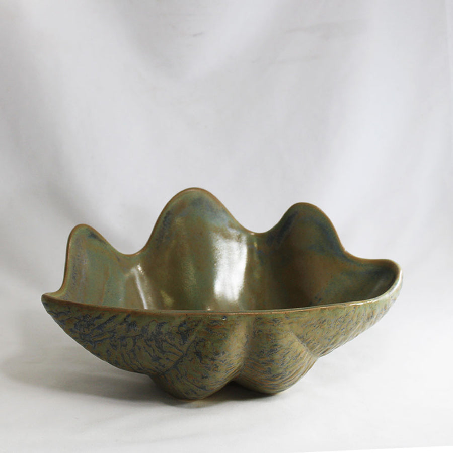 Clamshell Bowl