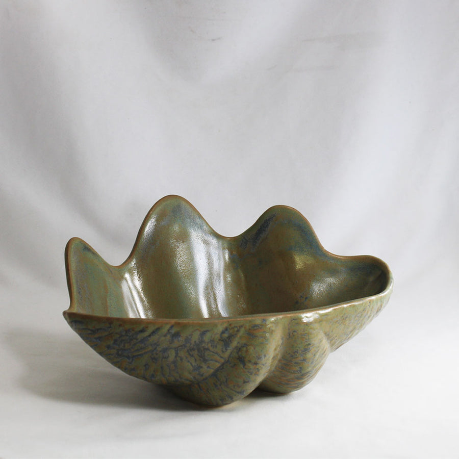 Clamshell Bowl